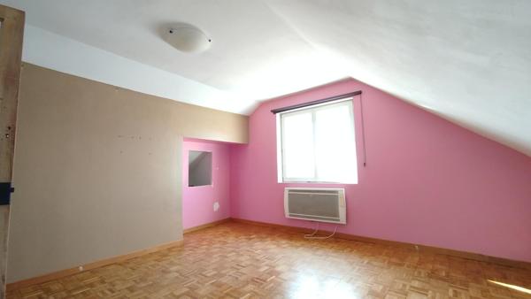 Charmante maison à rénover à 700 m de l'océan et du centre ville