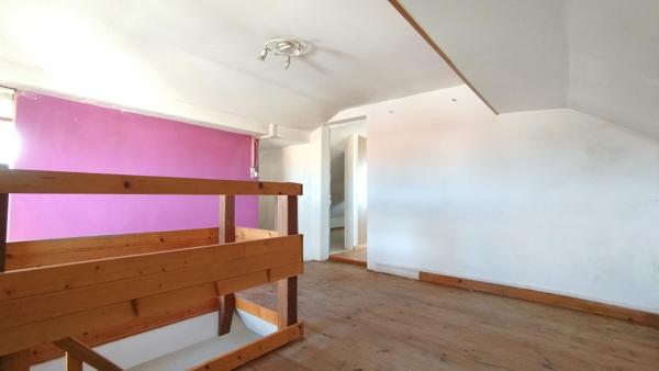 Charmante maison à rénover à 700 m de l'océan et du centre ville