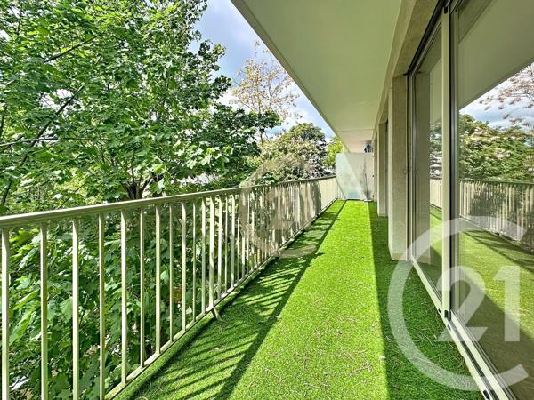 Appartement F4 à vendre  5 pièces - 115,17 m 2   VERSAILLES  - 78