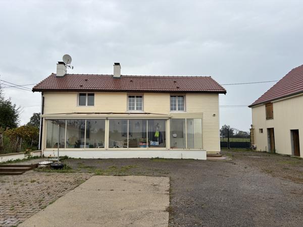 Couleuvre - Ferme résidentielle avec près de 12 hectares de terrain Couleuvre (03320)