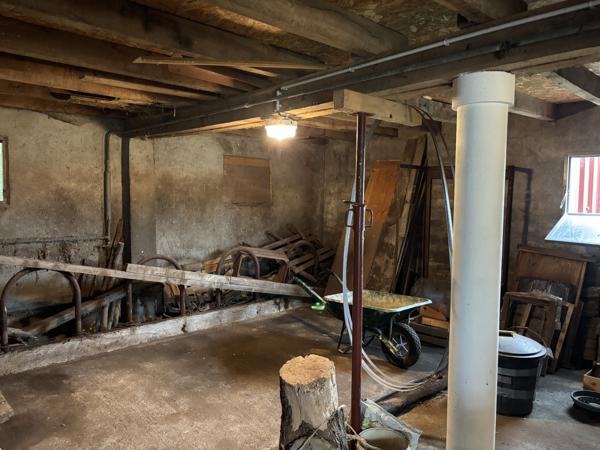 Couleuvre - Ferme résidentielle avec près de 12 hectares de terrain Couleuvre (03320)