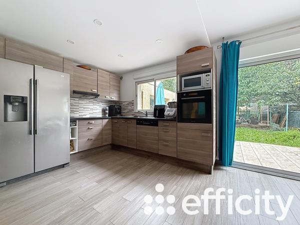 Maison 5 pièces - 117 m² Exclusivité efficity