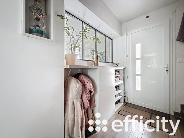 Maison 5 pièces - 117 m² Exclusivité efficity