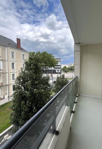 Appartement Angers T3 de 69.21 m² (BALCON ET PARKING)