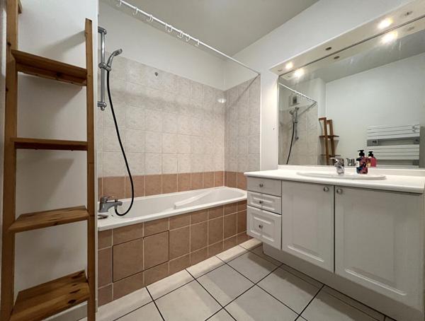 Appartement Angers T3 de 69.21 m² (BALCON ET PARKING)