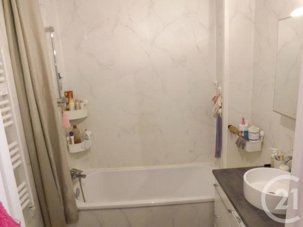 Appartement F3 à vendre  3 pièces - 54 m 2   SAVIGNY SUR ORGE  - 91