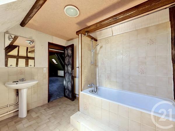 Maison à vendre  6 pièces - 130,50 m 2   CHARTRES  - 28