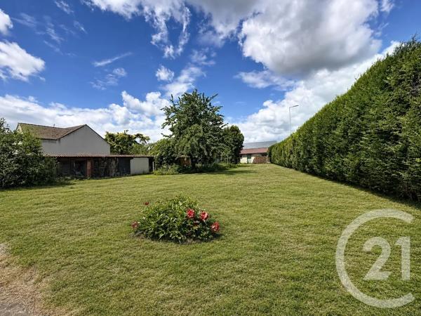 Maison à vendre  6 pièces - 130,50 m 2   CHARTRES  - 28