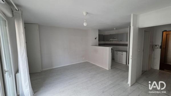 Location appartement 2 pièces 49 m² Rosny-sous-Bois
