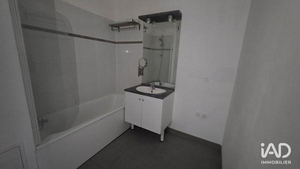 Location appartement 2 pièces 49 m² Rosny-sous-Bois