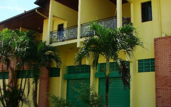 Appartement à louer    3 pièces •  Kourou