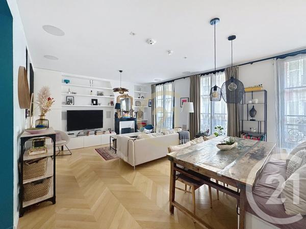 Appartement F3 à vendre  3 pièces - 77,17 m 2   PARIS  - 75003