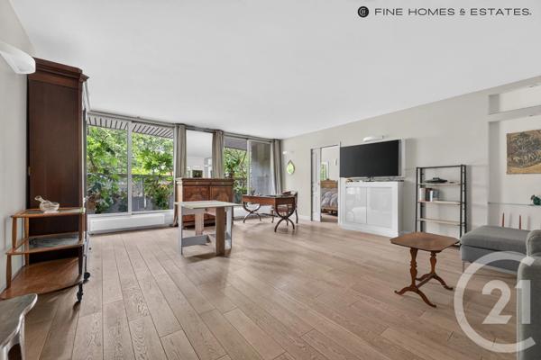 Appartement F3 à vendre  3 pièces - 77,17 m 2   PARIS  - 75003