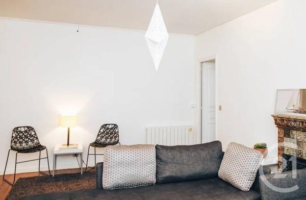 Appartement F3 à vendre  3 pièces - 77,17 m 2   PARIS  - 75003