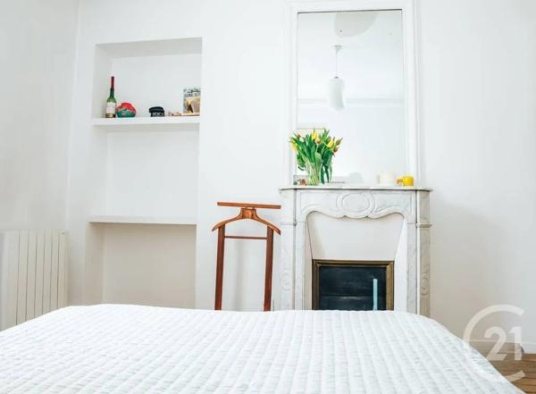 Appartement F3 à vendre  3 pièces - 77,17 m 2   PARIS  - 75003
