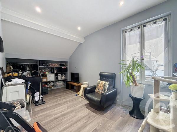 Appartement F3 à vendre  3 pièces - 102,76 m 2   CORBEIL ESSONNES  - 91