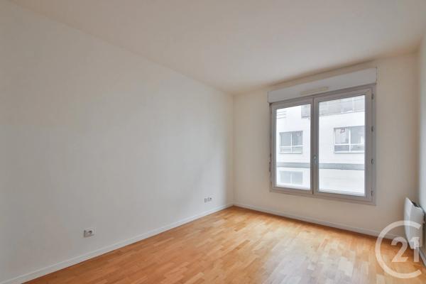 Appartement F2 à vendre  2 pièces - 50,23 m 2   SURESNES  - 92