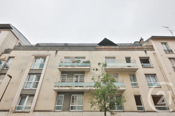 Appartement F2 à vendre  2 pièces - 50,23 m 2   SURESNES  - 92