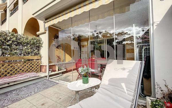 Appartement à vendre    3 pièces • 73 m2 Fréjus