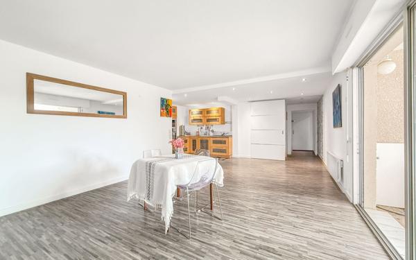 Appartement à vendre    3 pièces • 75,90 m2 Vence
