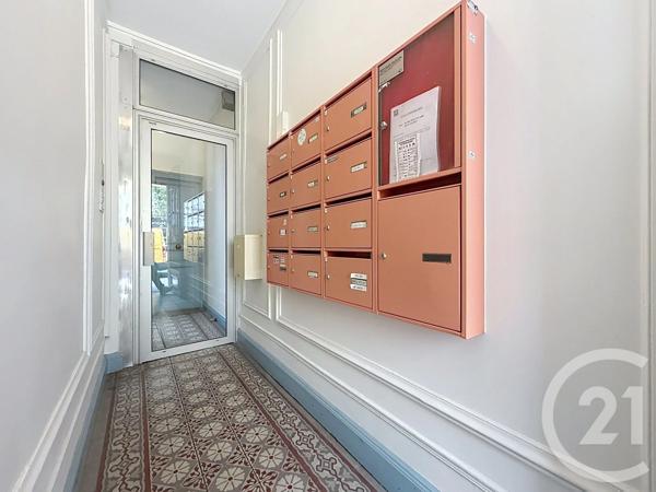 Appartement F2 à vendre  2 pièces - 30,03 m 2   BOULOGNE BILLANCOURT  - 92