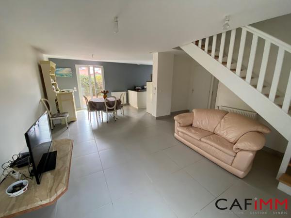 CIVRIEUX- MAISON 3 Chambres-92m²-Garage