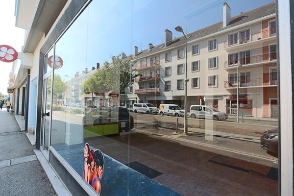 Local commercial Saint Nazaire - 55 m² de surface - Plein centre-ville de Saint-Nazaire, à quelques pas du Paquebot