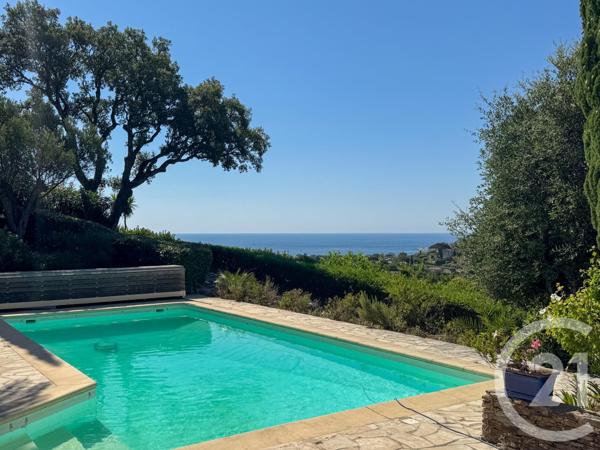 Maison à vendre  6 pièces - 182 m2 CAVALAIRE SUR MER - 83