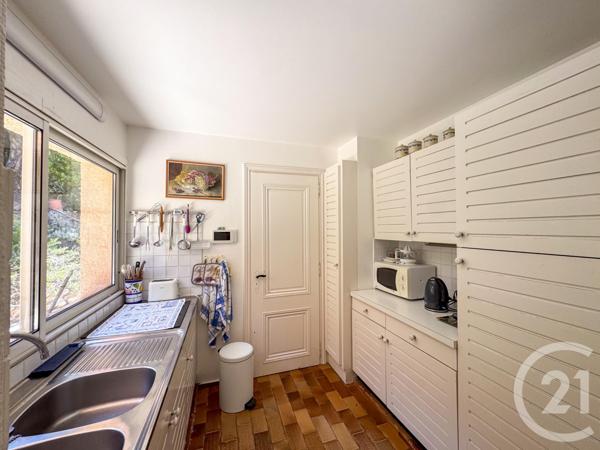 Maison à vendre  6 pièces - 182 m2 CAVALAIRE SUR MER - 83