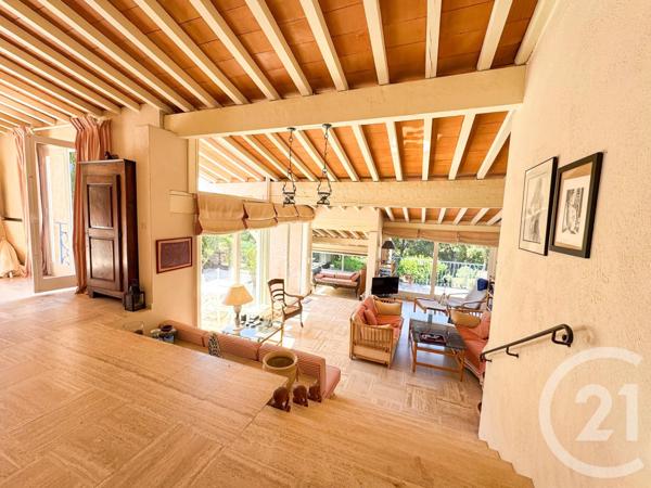 Maison à vendre  6 pièces - 182 m2 CAVALAIRE SUR MER - 83
