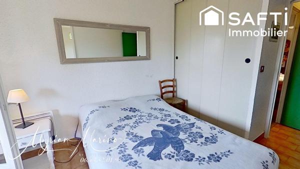 SAINT-AYGULF – 2 PIÈCES DERNIER ÉTAGE AVEC VUE MER + GARAGE