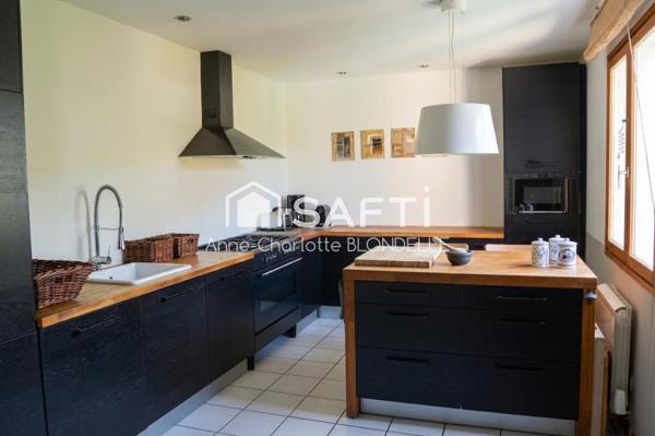Maison de 146 m² au calme vue dégagée - Le Val