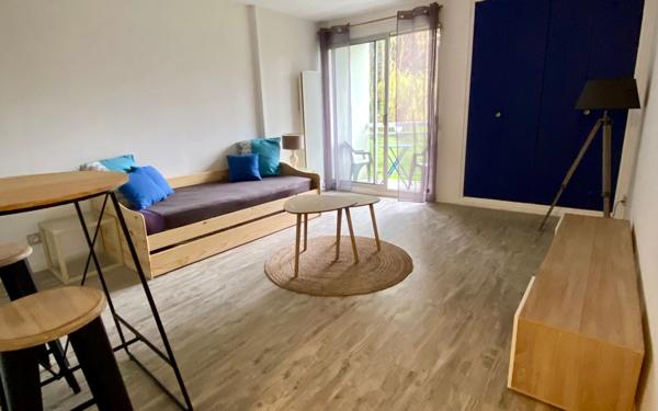 Appartement à louer    1 pièce •  Abbeville
