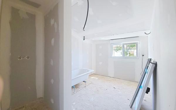 Maison à vendre    5 pièces • 155 m2 Châteaurenard