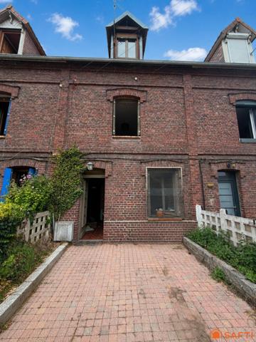 Maison mitoyenne, 3 chambres, fort potentiel !