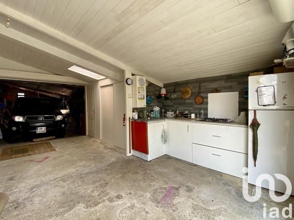 Maison 6 pièces de 184 m² à Vouvant (85120)