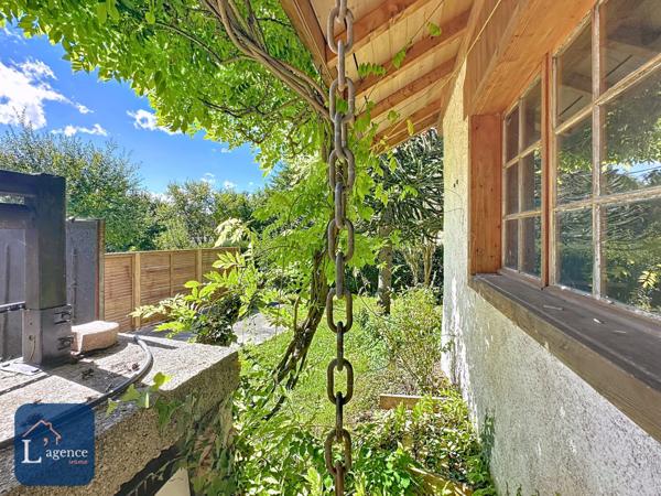 Grange avec Carnotzet potentiel d'habitation de 225 m² à Divonne les Bains