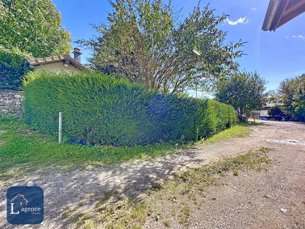 Grange avec Carnotzet potentiel d'habitation de 225 m² à Divonne les Bains