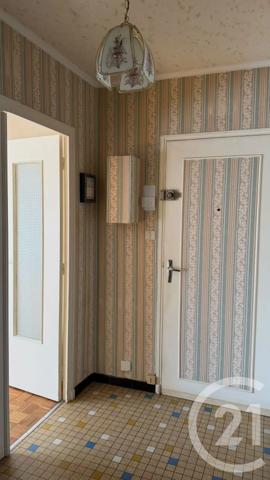 Appartement F4 à vendre  4 pièces - 68 m 2   VARENNES VAUZELLES  - 58