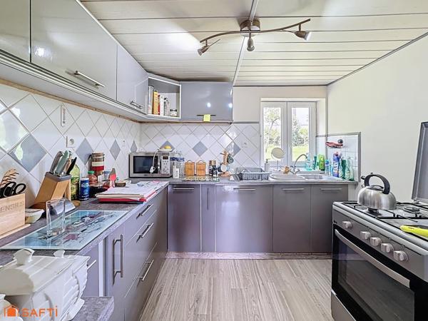 Charmante maison rénovée avec grand terrain arboré à Tinchebray-Bocage