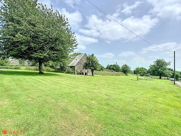 Charmante maison rénovée avec grand terrain arboré à Tinchebray-Bocage
