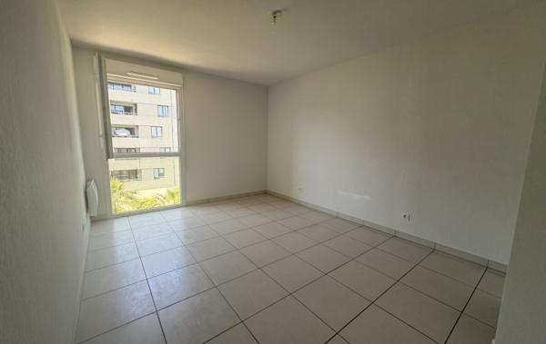 Vente Appartement P2 + parking Sete
