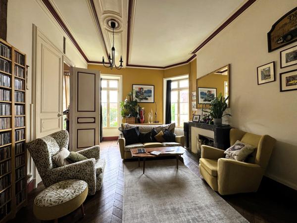 Maison 16 pièces - 410 m² Exclusivité efficity