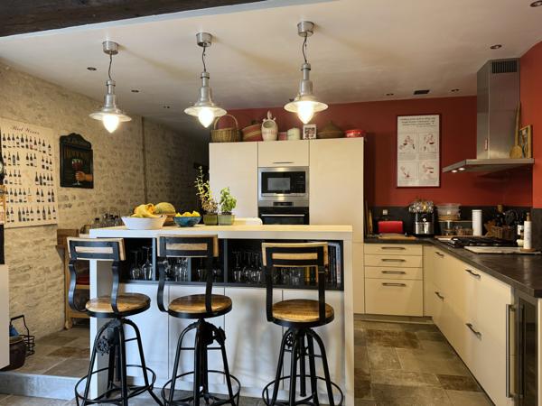 Maison 16 pièces - 410 m² Exclusivité efficity