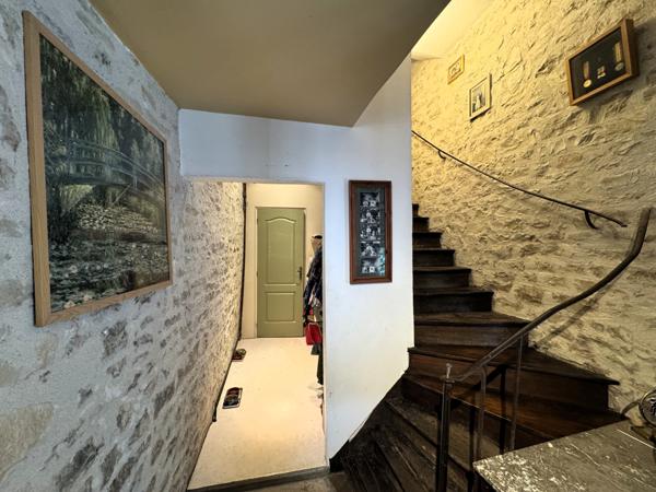 Maison 16 pièces - 410 m² Exclusivité efficity