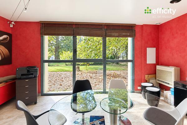 Maison
         8 pièces
        - 250 m² Bien prestige 670 000 € *