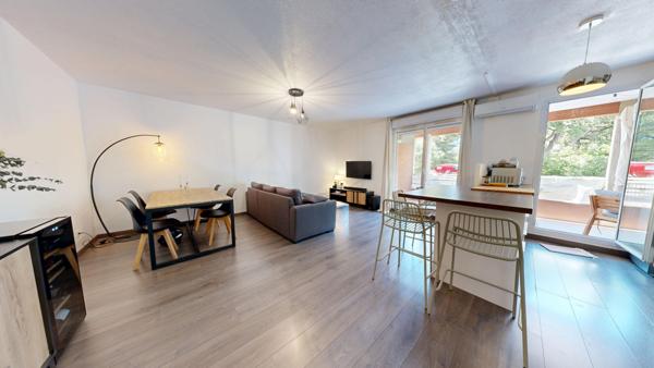 Appartement à vendre |  Marseille 12 |  2 pièces | 49,6 m²