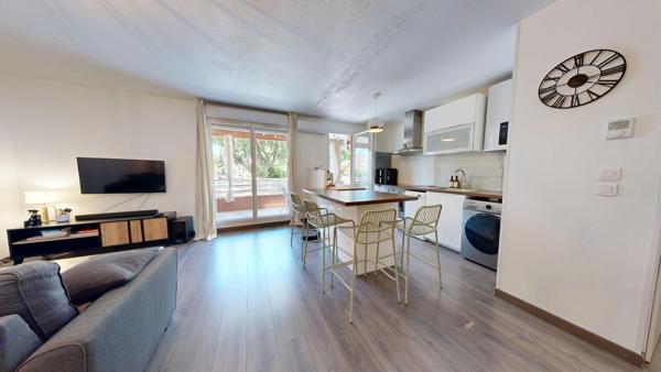 Appartement à vendre |  Marseille 12 |  2 pièces | 49,6 m²