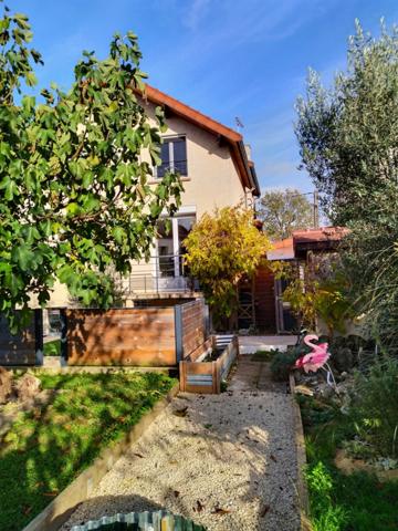 MAISON 9 pièces - 209M² - BOIS D'ARCY 78 Bois-d'Arcy (78390)