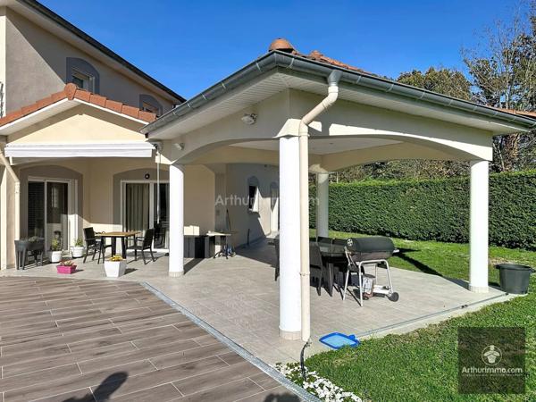 Vente Maison 9 pièces 200 m2 à Riorges